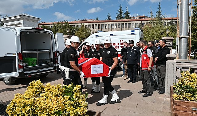 Kazada şehit olan polis memurunun cenazesi Giresun'a gönderildi