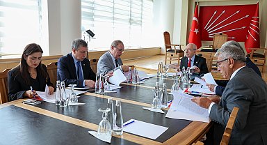 Kılıçdaroğlu, 'Ekonomi Masası' toplantısına başkanlık etti