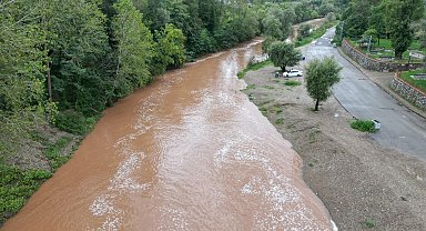 Köpüren Bartın Irmağı'ndan inceleme için numune alındı