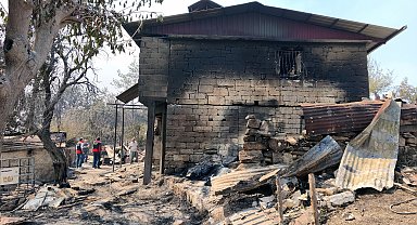 Kozan'da başlayıp, 2 ilçeye daha sıçrayan orman yangını 2'nci gününde