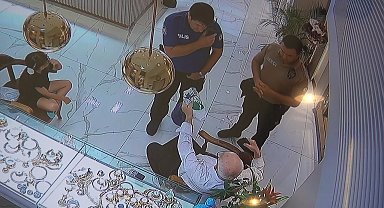 Kuyumcunun dikkati sayesinde 2 milyon liralık altınını dolandırıcılara kaptırmaktan kurtuldu