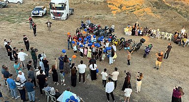 Lösemiyi yenen Hamza'nın sünnet düğününde mavi ve turuncu balonlar uçuruldu