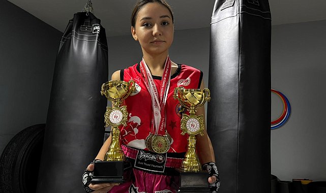 Mağazada çalışıp, spor salonu aidatını ödediği 'muay thai'de şampiyon oldu