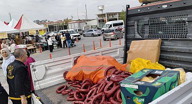 Malatya'da yöresel ürün fuarında 230 kilo sucuk ve 150 kilo peynire el konuldu