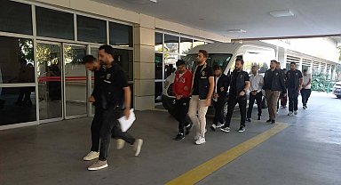 Manisa merkezli 12 ilde yatırım ve fon dolandırıcılığı yapan çeteye operasyon: 20 gözaltı