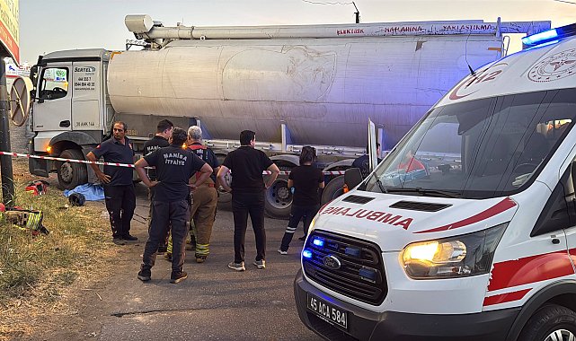 Manisa'da kamyon ile çarpışan motosikletin sürücüsü öldü