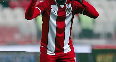 Marius Mouandilmadji, Olympiakos'a transfer oldu