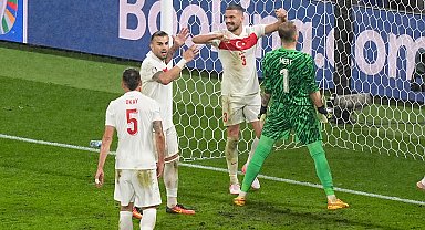 Mert Günok, milli takım kariyerini noktaladığı açıkladı