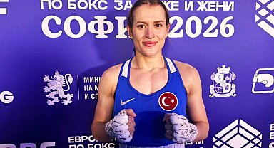 Milli boksör Esra Yıldız Kahraman, Avrupa 3'üncüsü oldu