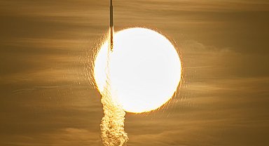 NASA, yeni nesil uzay teleskobu 'Roman'ı uzaya gönderdi