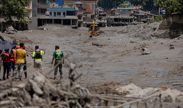 Nepal'deki selde can kaybı 1114'e yükseldi