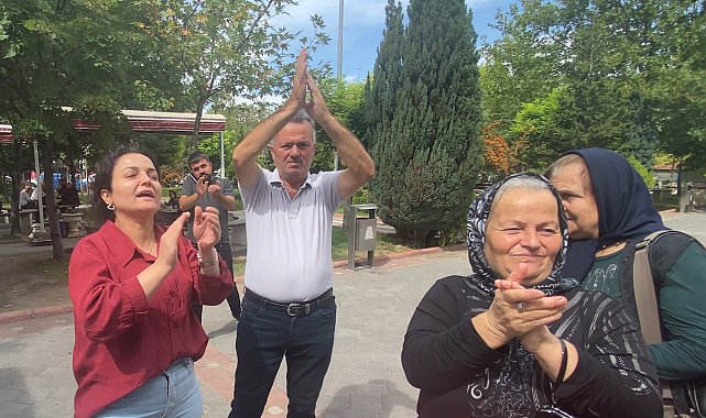 Oğullarının katiline 26 yıl hapis kararını, 'yaşasın adalet' diyerek alkışladılar