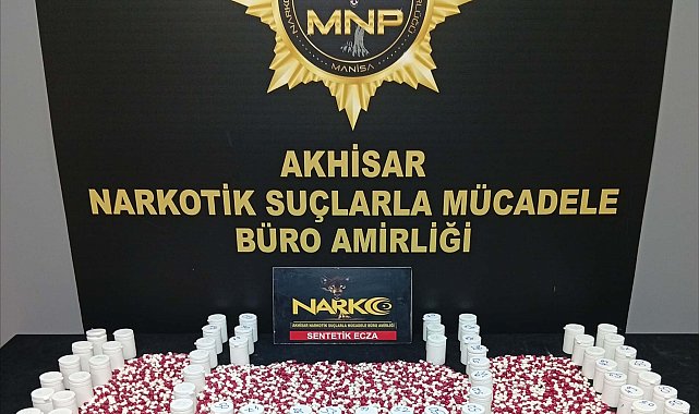 Otomobilden uyuşturucu haplar çıktı; sürücü tutuklandı