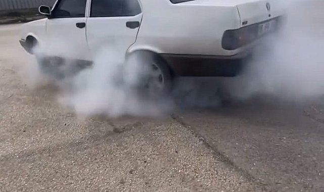 Otomobiliyle drift atıp, görüntüleri sanal medyada paylaşan sürücüye 165 bin TL ceza