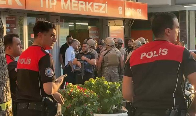 Özel güvenliğin silahıyla bankadaki 5 kişiyi rehin alan şüpheli tutuklandı