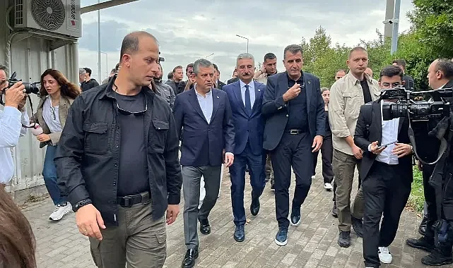 Özgür Özel Bursa’da: İlk Bozbey’e gitti! Cezaevindeki görüşme nasıldı?