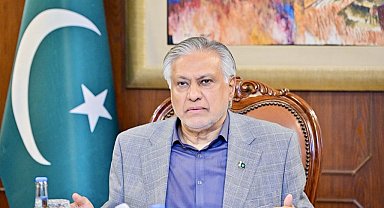 Pakistan ve İran dışişleri bakanları telefonda görüştü