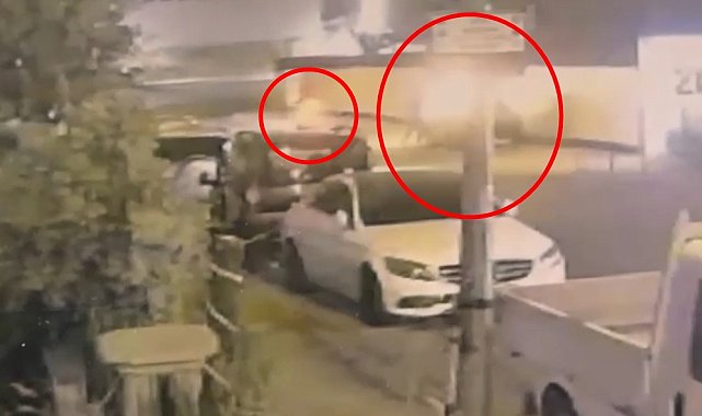 Park halindeki otomobili ateşe verdiler; o anlar kamerada