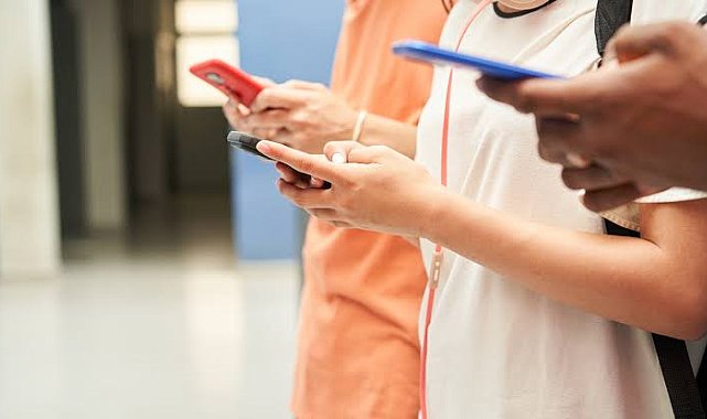 Polonya'da ilkokullarda cep telefonu kullanımı yasaklandı