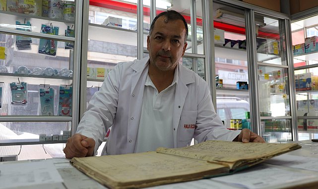 Rum eczacıdan kalan reçete defteri, İzmir'in kurtuluşunu belgeliyor