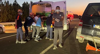 Şanlıurfa'da minibüs, TIR'a arkadan çarptı: 2 ölü, 2 ağır yaralı
