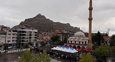 Şehit polis memuru, Giresun'da son yolculuğuna uğurlandı