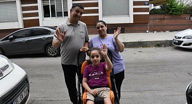 Serebral palsili Yağmur'un tek hayali arkadaşları gibi yürüyebilmek