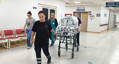 Siirt'te 8 günlük bebek, ambulans uçakla Ankara'ya sevk edildi