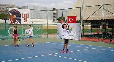 Şırnak'ta 5'inci Uluslararası Cudi Cup Tenis Turnuvası başladı