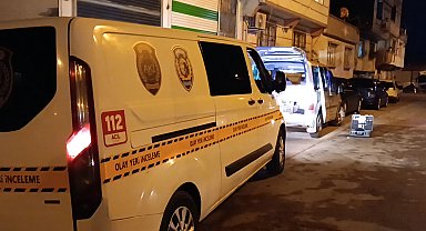 Sokak ortasında tartıştığı arkadaşını bıçakla öldürdü