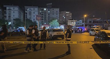 Sultanbeyli'de DEAŞ operasyonunda polise ateş açan şüpheli etkisiz hale getirildi