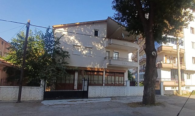 Tartıştığı eşini 5 bıçak darbesiyle ağır yaraladı