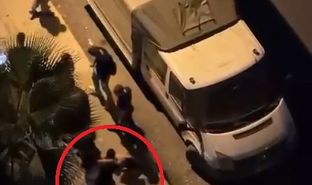 Tartıştıkları kadını darbettiler