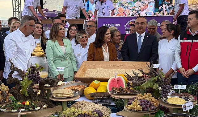 Tekirdağ'da Uluslararası Gastronomi ve Bağcılık Festivali başladı