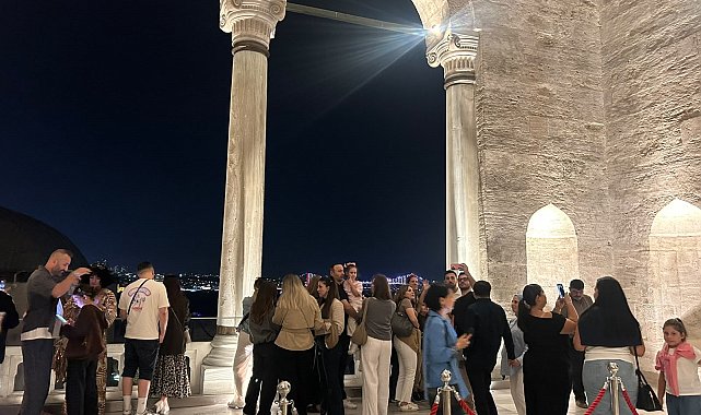 Topkapı Sarayı'nda gece ziyaretlerine yaz sezonunda 32 bine yakın kişi katıldı