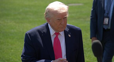 Trump'tan bazı medya kuruluşlarına Beyaz Saray yasağı