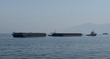 UKMTO: Umman açıklarında Hürmüz Boğazı'ndan geçen bir tanker vuruldu