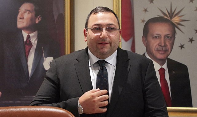 Üsküdar Belediye Başkan Vekili Dündar Ziya Gültekin görevine başladı