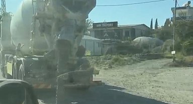 ​Yola beton dökerek ilerleyen mikserin sahibine 191 bin 867 TL ceza