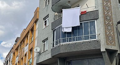 Zeytinburnu'nda temizlik yaparken 5'inci kattan düşen kadın öldü