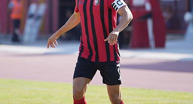 Altay defansına Yasin Öztekin uyarısı