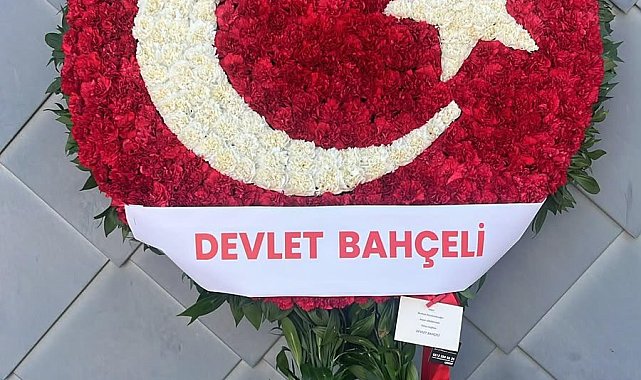 Bahçeli, TFF Başkanı Hacıosmanoğlu'na çiçek gönderdi