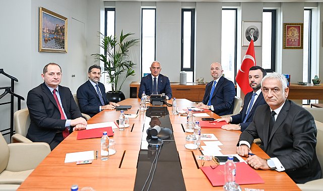 Bakan Ersoy, THY yönetimini kabul etti