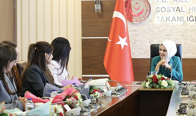 Bakan Göktaş, Azerbaycanlı şehit aileleriyle bir araya geldi