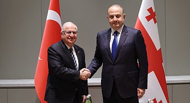 Bakan Güler, Gürcistan Başbakan Yardımcısı ve Savunma Bakanı Chikovani ile görüştü