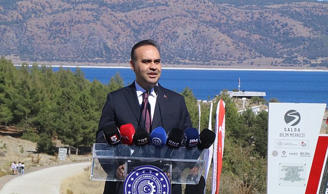 Bakan Kacır: Salda'nın bilimsel potansiyelini çok daha geniş kesimlerle buluşturuyoruz