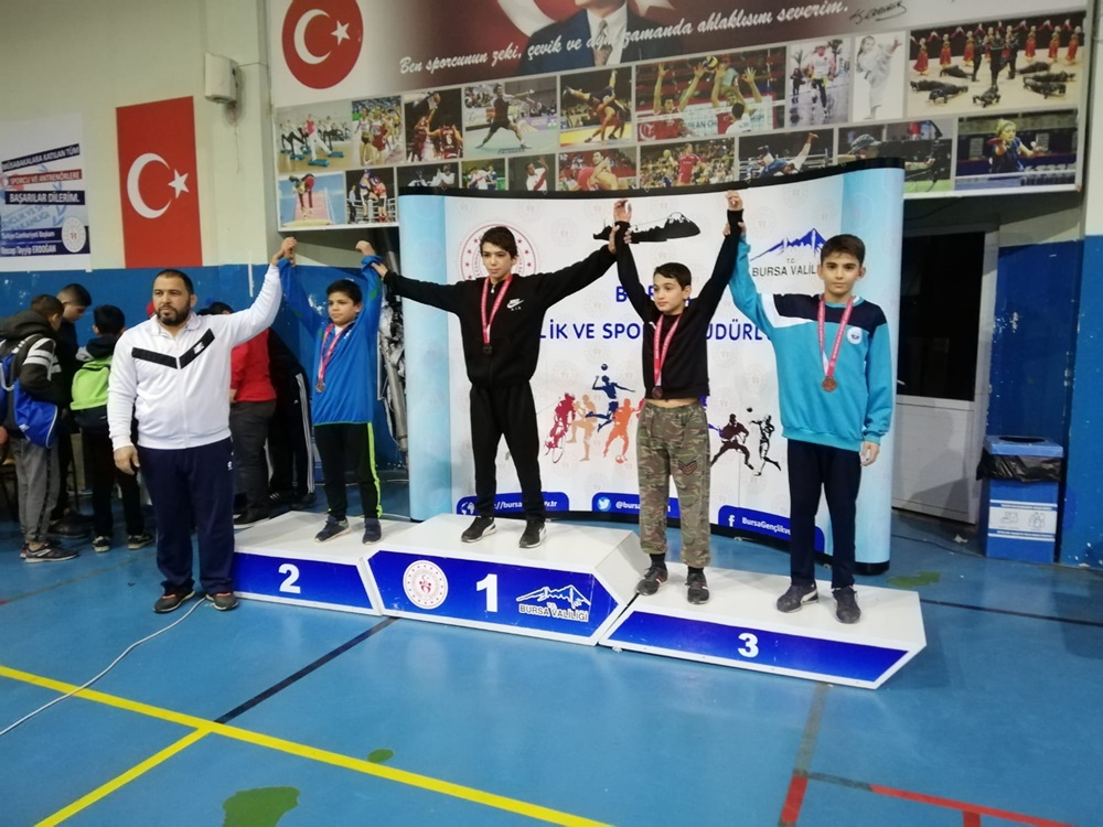 Belediyespor’dan güreşte önemli başarılar