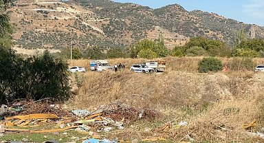 Birlikte yaşadığı kadını tüfekle vurarak ağır yaraladı