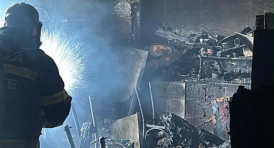 Bodrum'da yangın çıkan evde, 1 kedi öldü