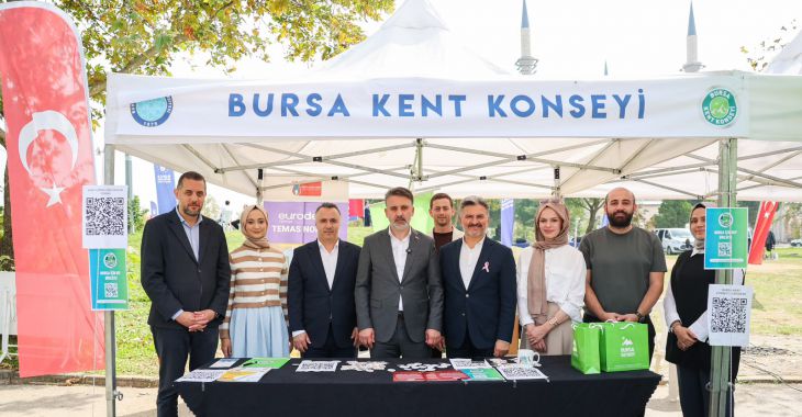 Bursa'da üniversitelilere 'Hoş geldin' şöleni